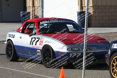 media/Nov-17-2024-CalClub SCCA (Sun) [[5252d9c58e]]/Around the Pits/